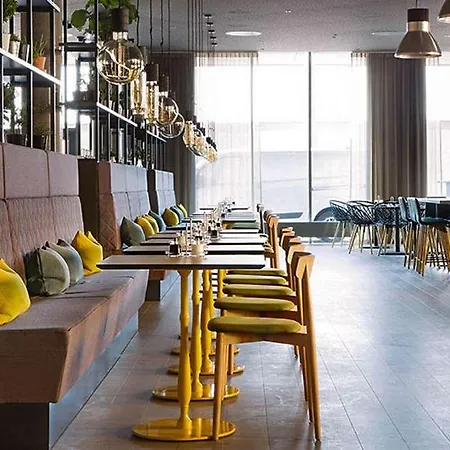 Comfort Hotel Bergen Airport Otel Blomsterdalen
