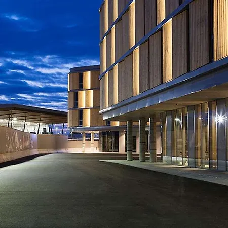 Otel Comfort Hotel Bergen Airport 3*